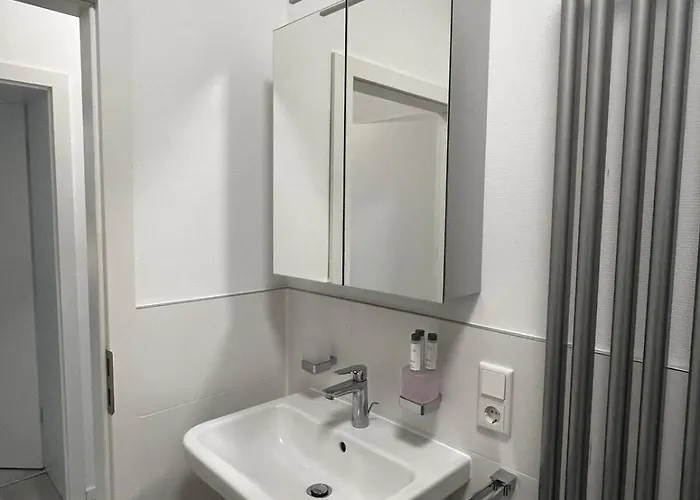 Lisboa: Messe/business/fewo Dus