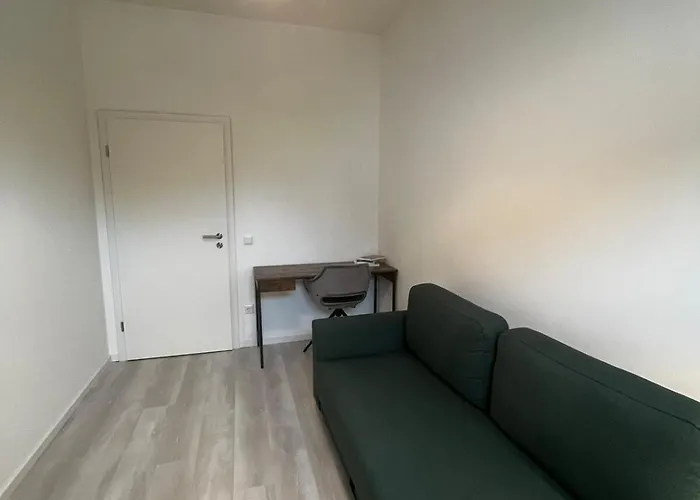 Lisboa: Messe/business/fewo Dus Appartement Hilden